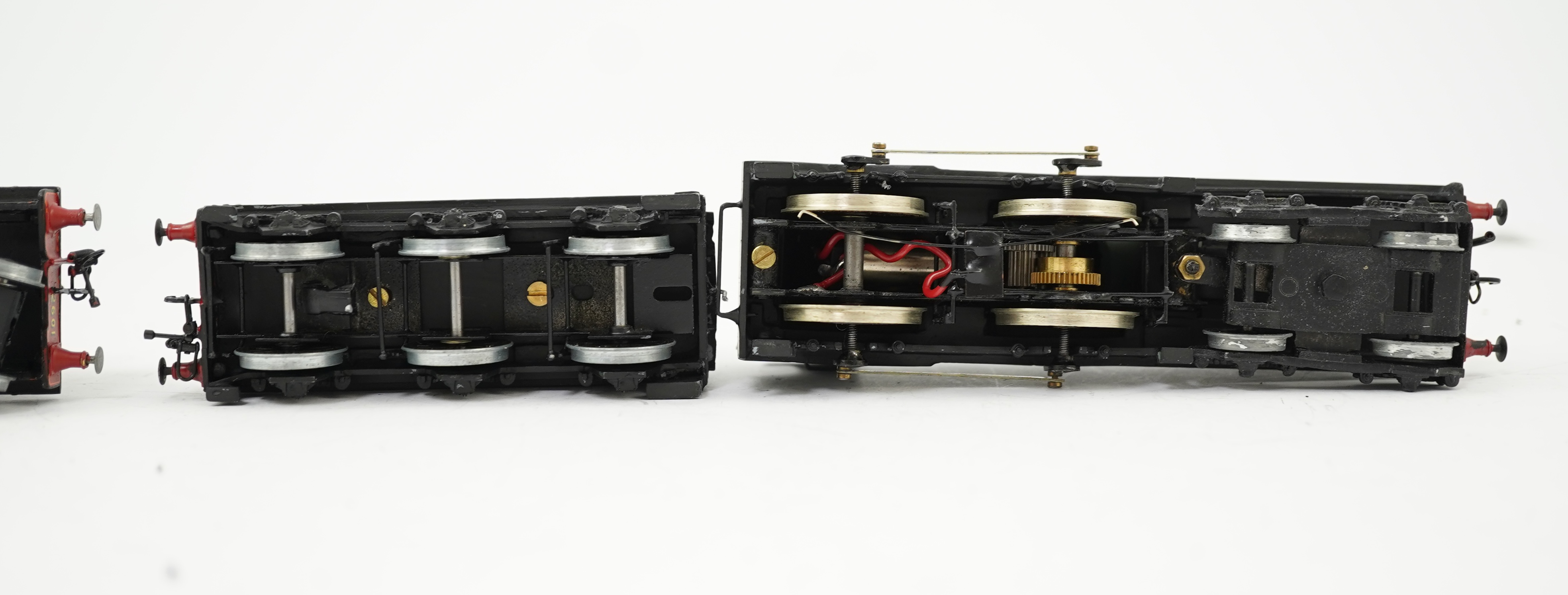 Two 00 gauge brass and white metal kit built Dean designed GWR tender locomotives; an Aberdare class 2-6-0, 2601, together with a Duke class 4-4-0, 3252, constructed, painted and lined to a high standard, both motored fo